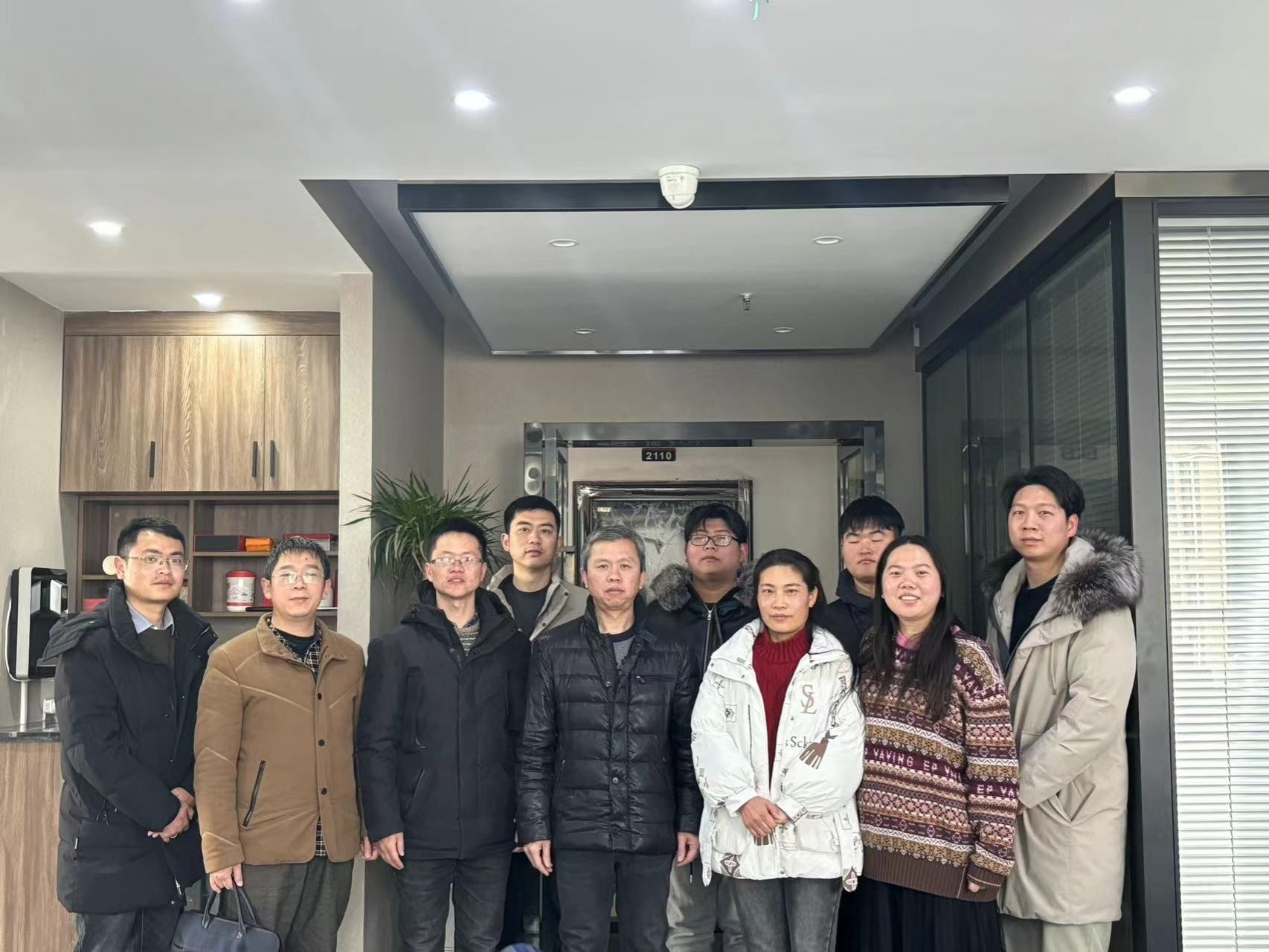 图2 教师团队走访湖北中公工程项目管理有限公司.jpg